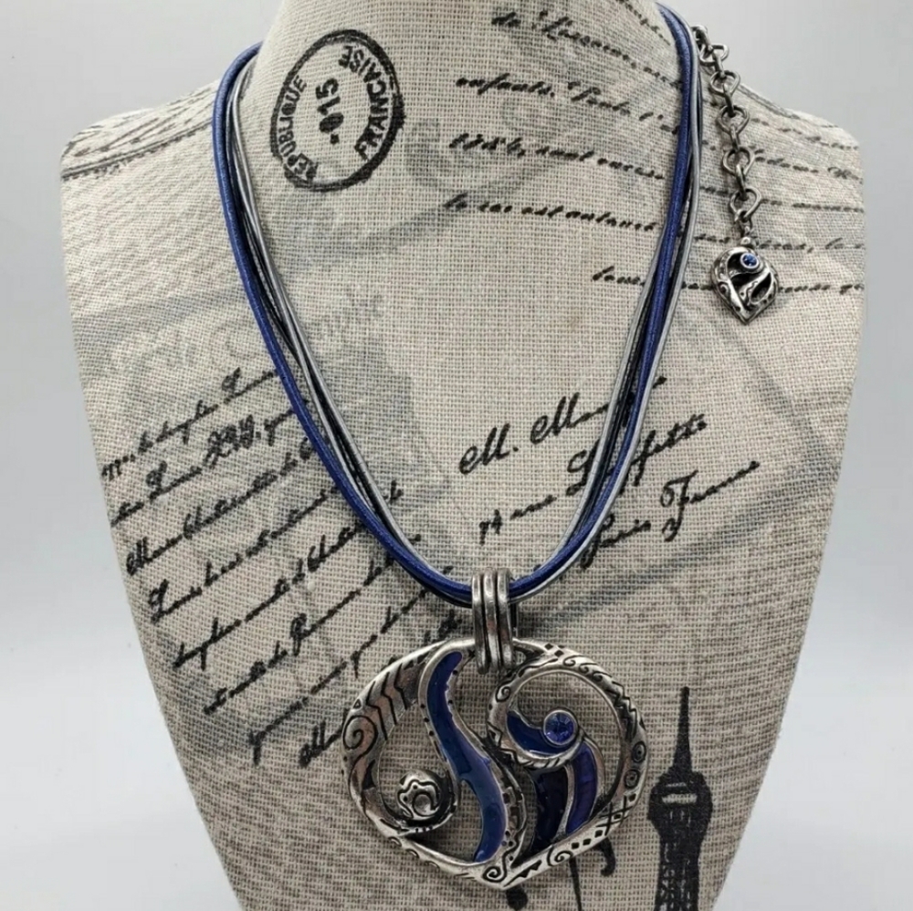 CHICO'S  brand pendant